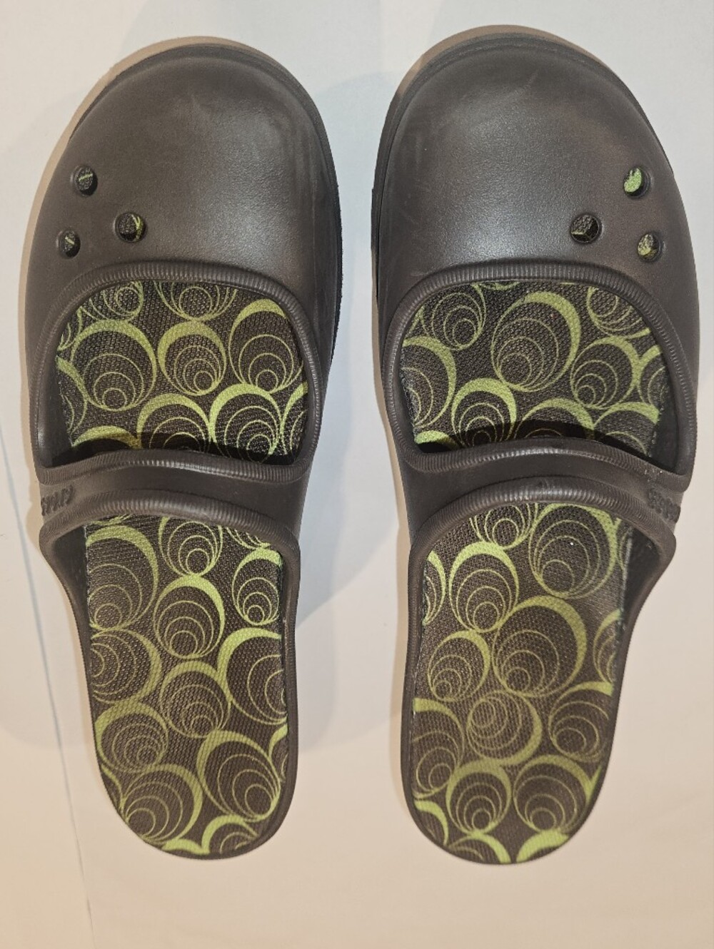 CROCS Black Slip-On Clog (Women’s 8)